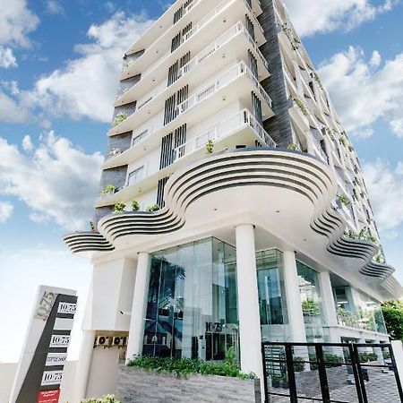 1075 Dormitel Hotel Cebu Bagian luar foto