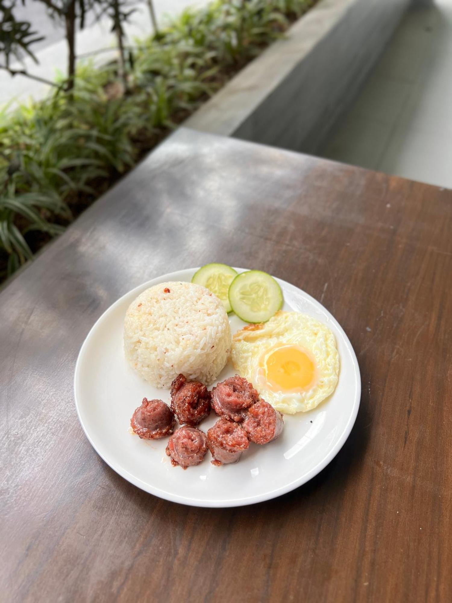 1075 Dormitel Hotel Cebu Bagian luar foto