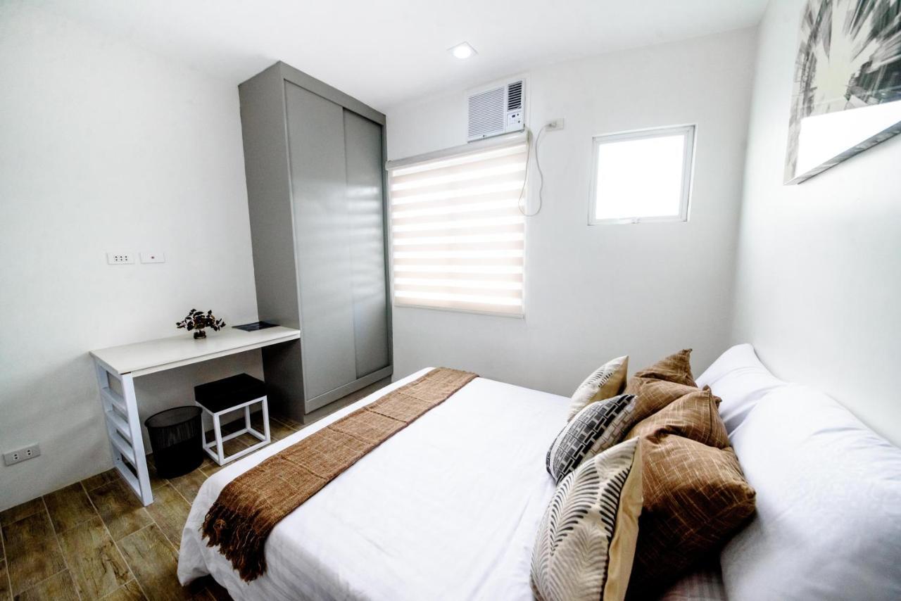 1075 Dormitel Hotel Cebu Bagian luar foto